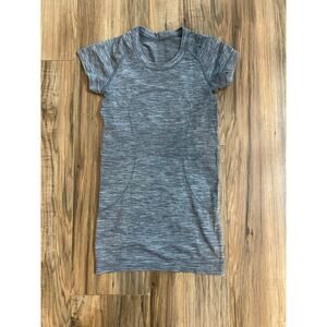 Lululemon athletica Charcoal Heather Grey swiftly tech shirt ShortSleeve Tee SZ2